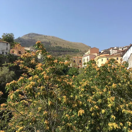 Lägenhet La Casa Di Romilda Tortora
