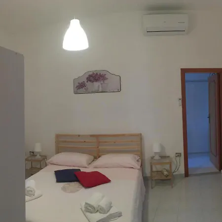 Lägenhet La Casa Di Romilda *